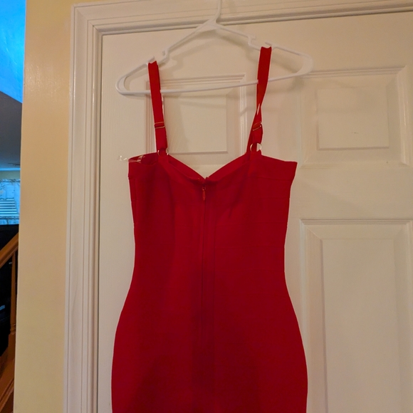 Dresses & Skirts - Red Sleeveless Dress